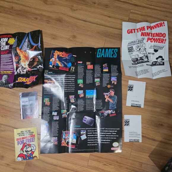 Nintendo Poster / Book Lot Vintage - Picture 1 of 6